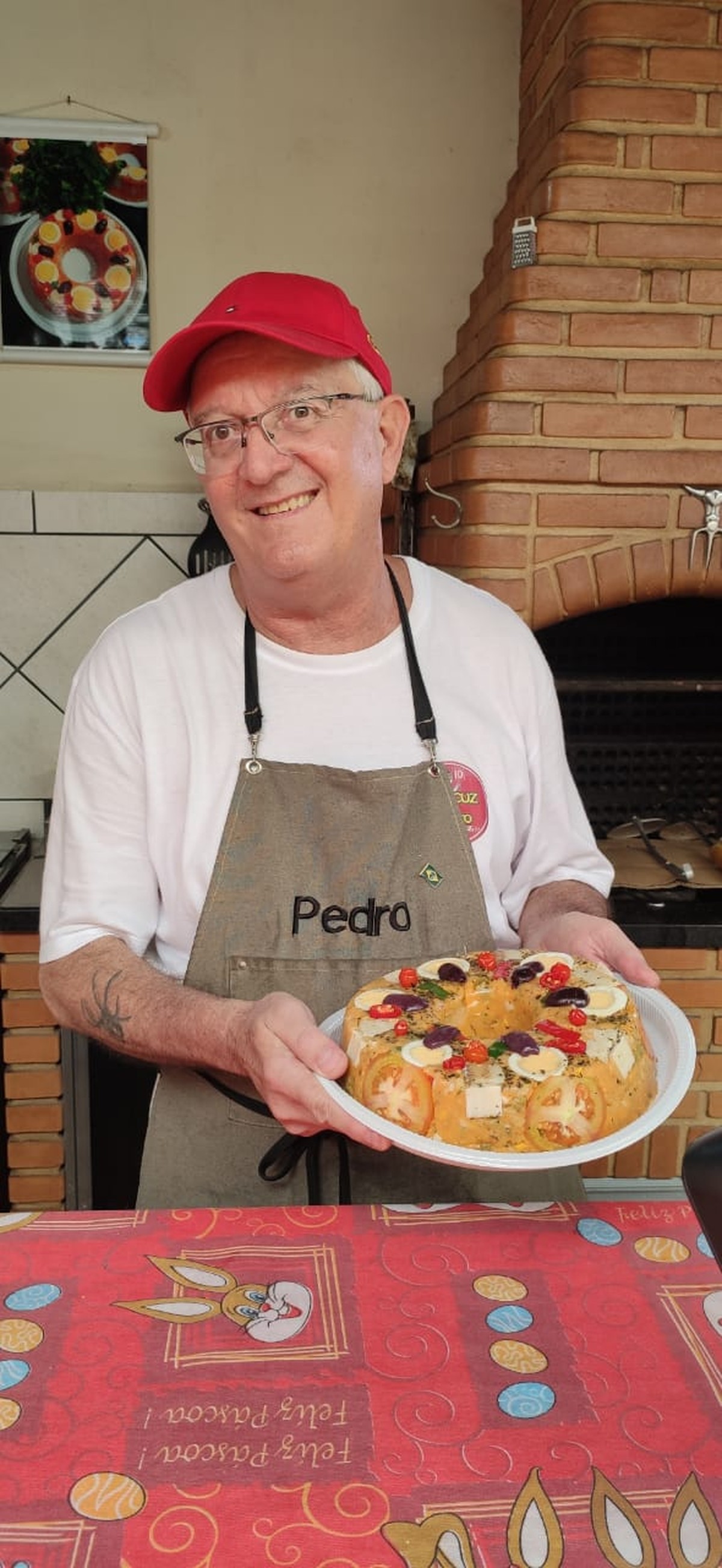 Sabor de Casa: aprenda a fazer o cuscuz de bacalhau do aposentado Pedro Aranha