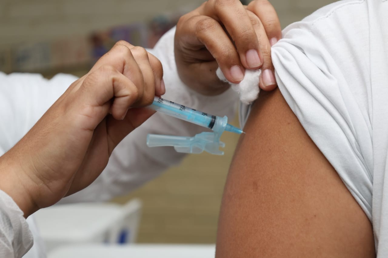 Petrolina estende vacinação contra HPV para jovens até 31 de dezembro