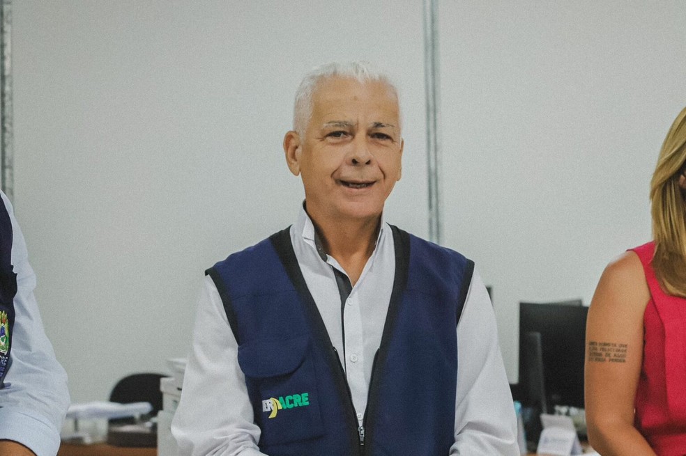 Sócrates José Guimarães continua como presidente interino do Deracre  — Foto: Asscom/Deracre