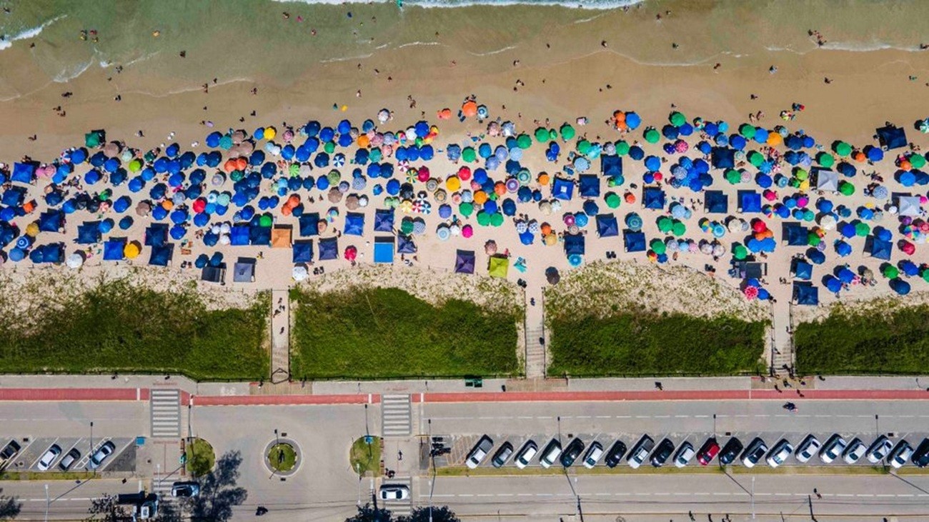 SC mantém liderança nacional no 'Oscar das Praias' com 35 selos Bandeira Azul; veja lista
