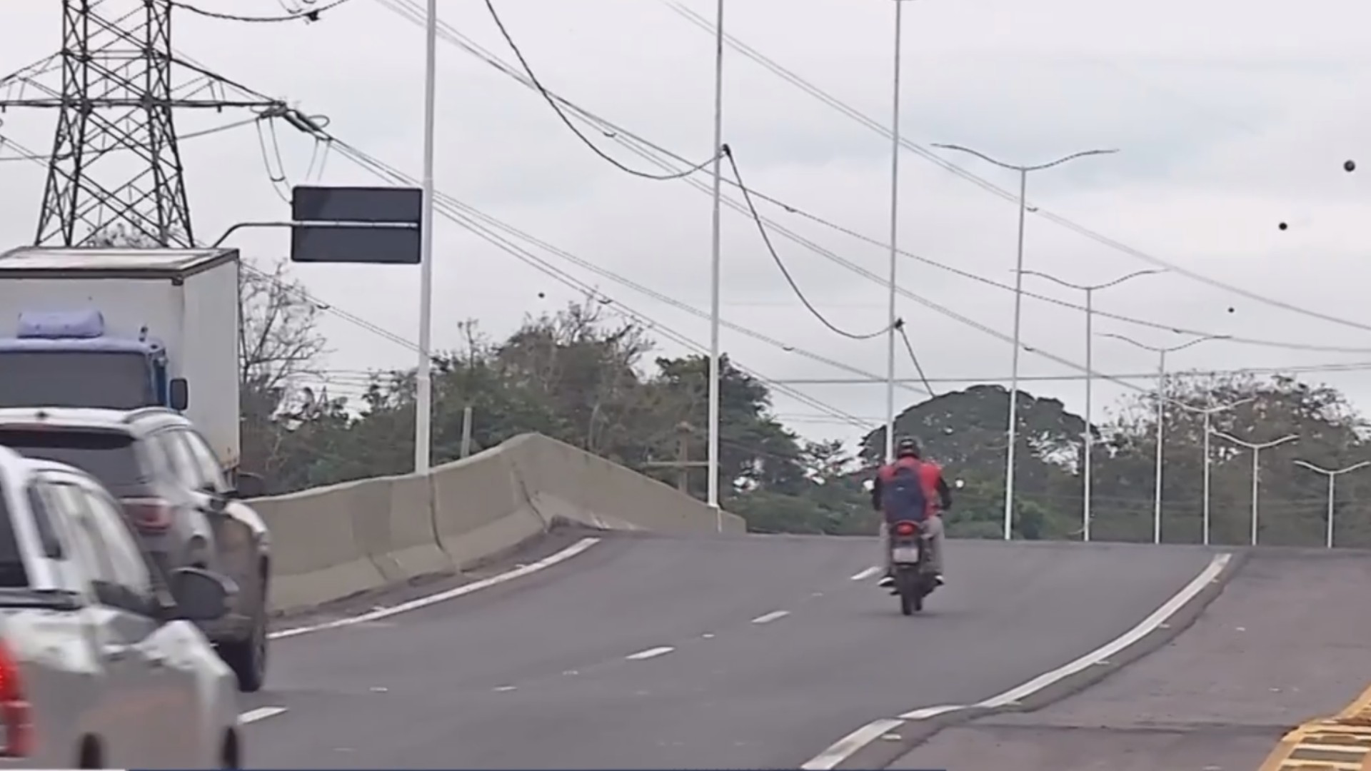 Desníveis na avenida Liberdade colocam motoristas em risco na Grande Belém