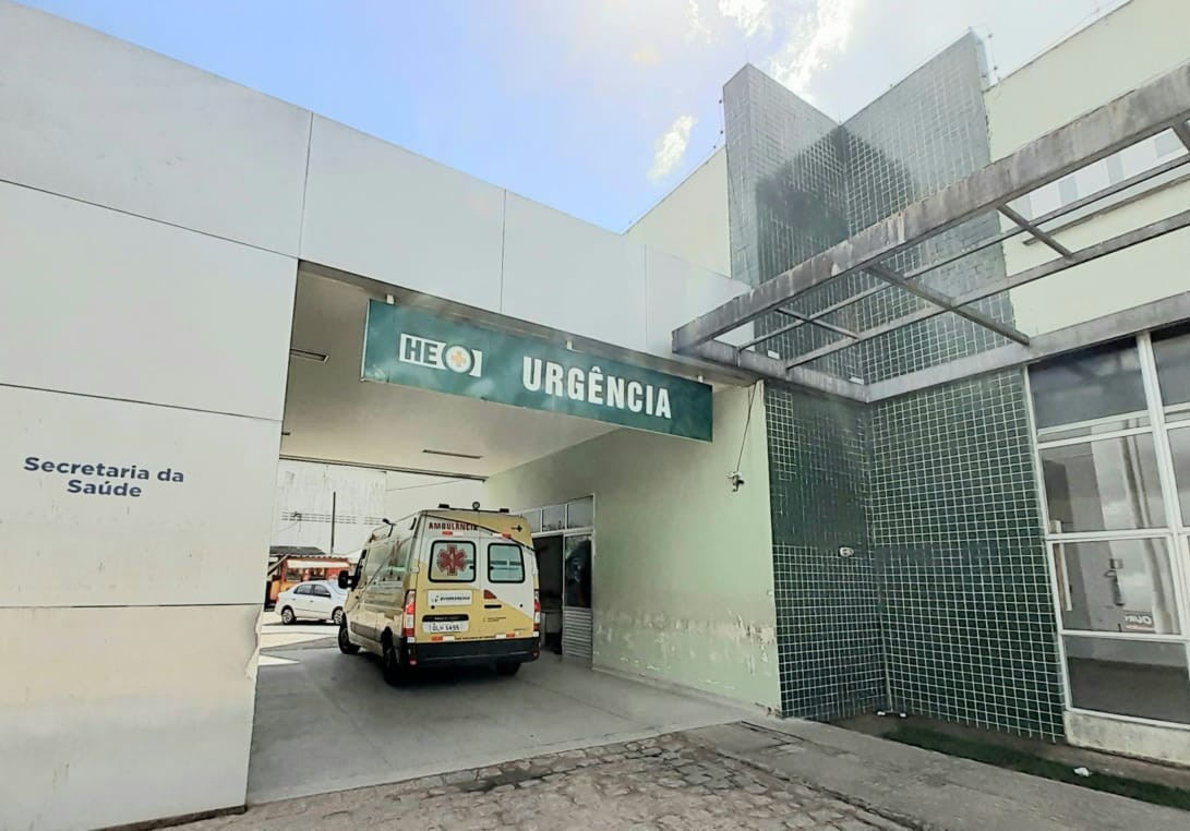 Mulher é baleada dentro de bar no interior de AL; suspeita é que crime tenha sido motivado por caso extraconjugal