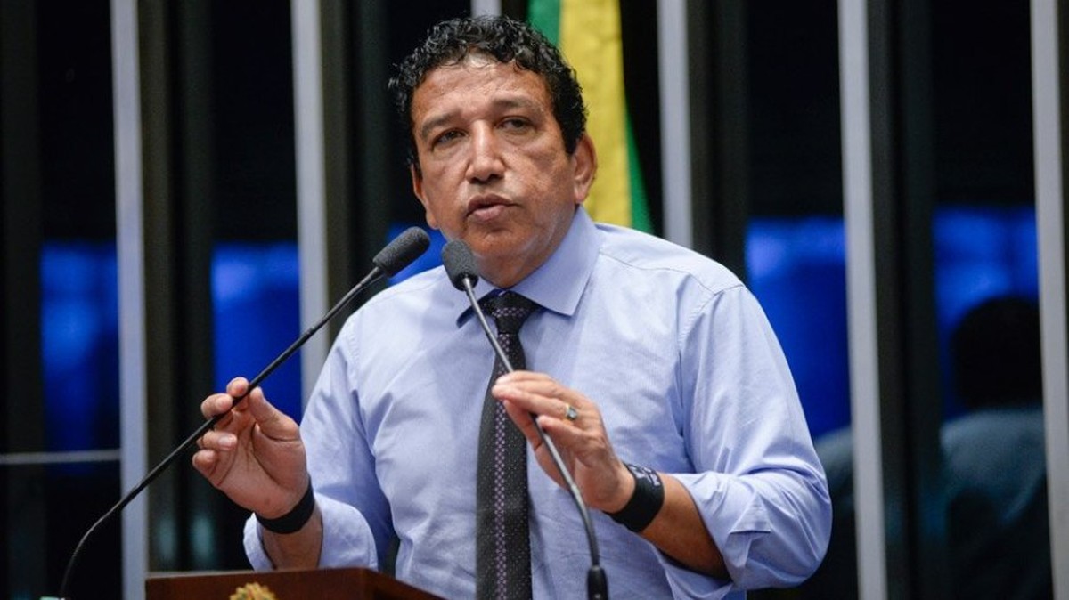 Senador capixaba protocola pedido para anular novas regras do pix