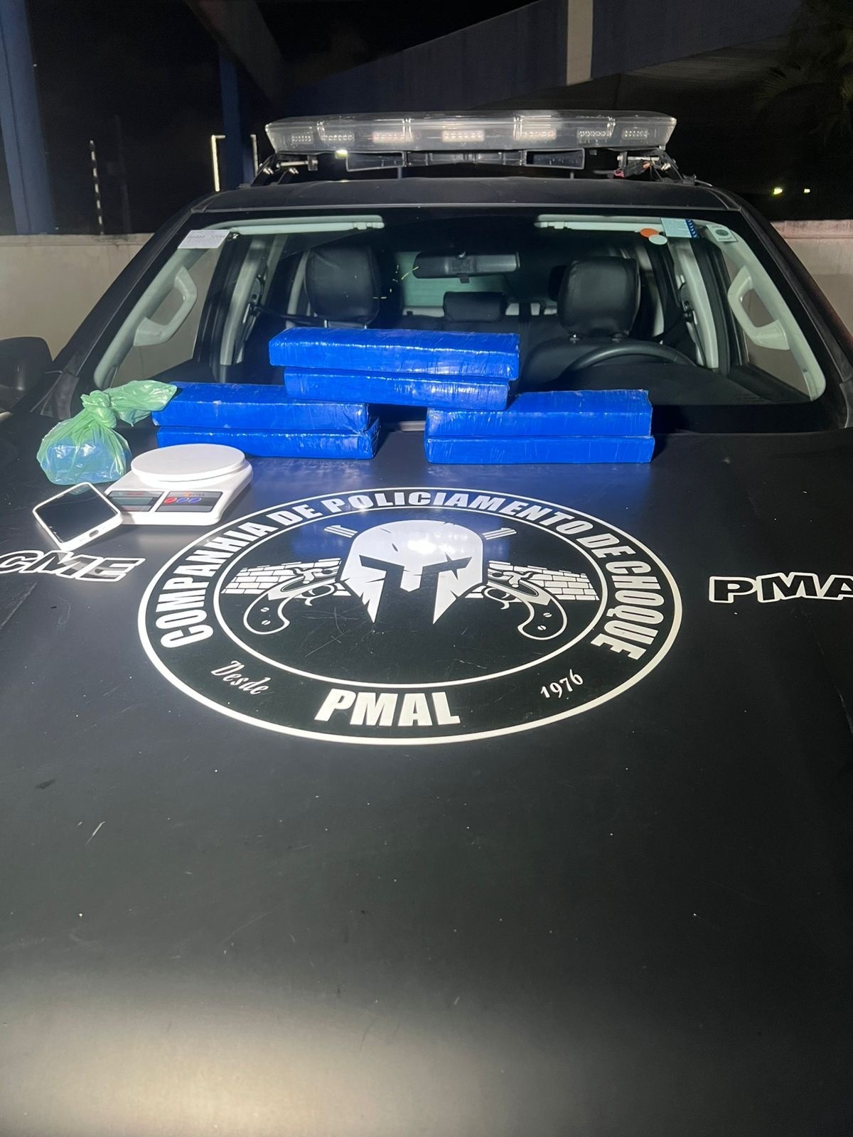 Homem é preso com 6kg de maconha dentro do fogão de casa em Maceió