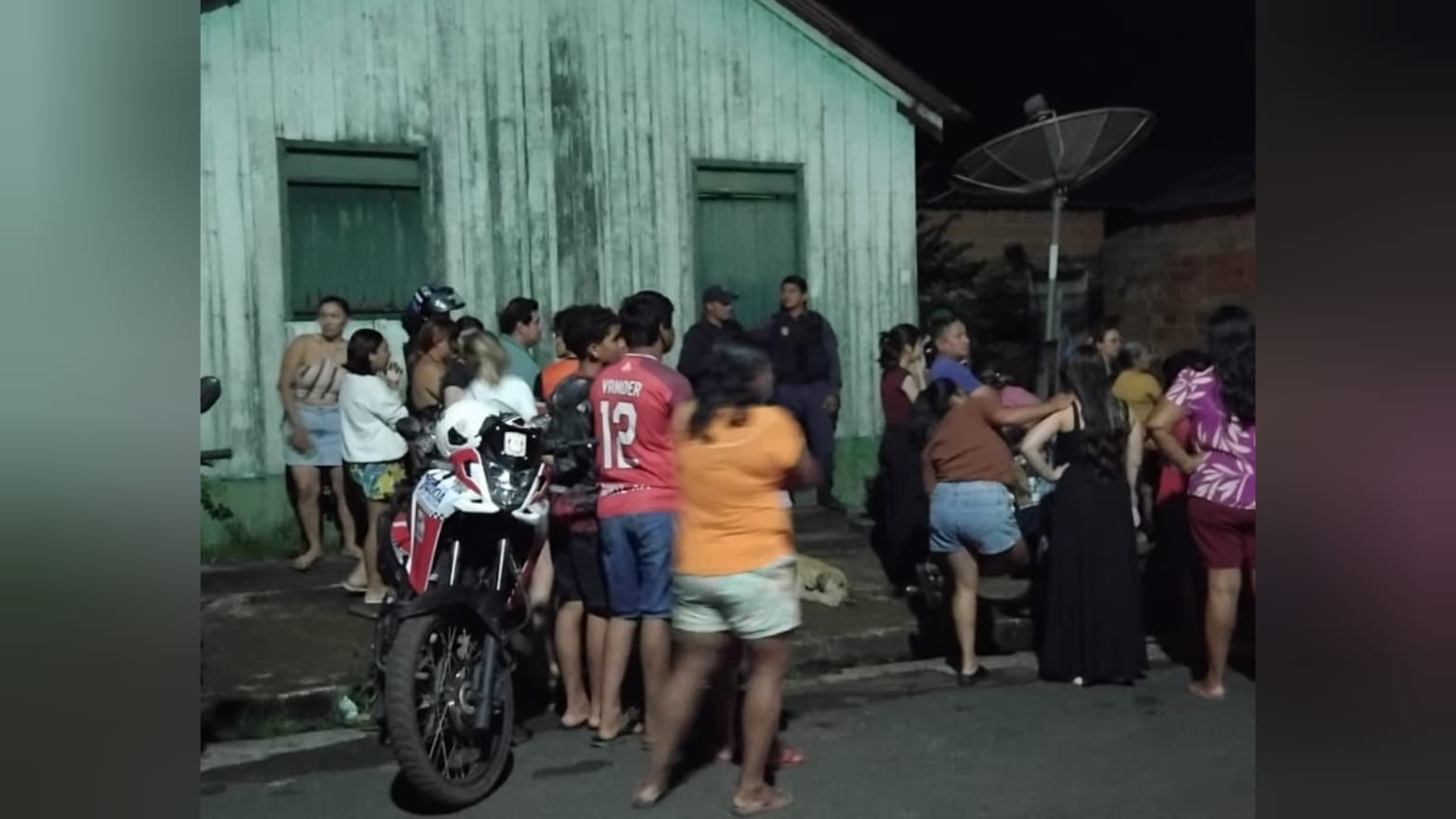 Professora é encontrada morta com faca cravada no peito em Juruti