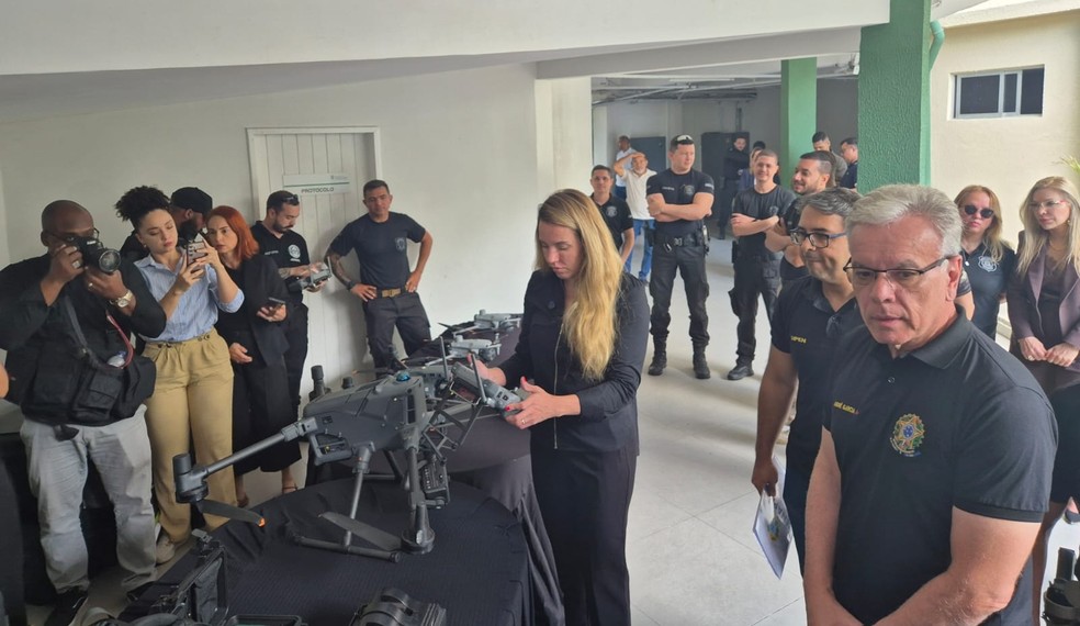 Ceará recebe equipamentos para reforçar controle de sistema penitenciário nesta quarta-feira (14) — Foto: Thaís Brito/g1