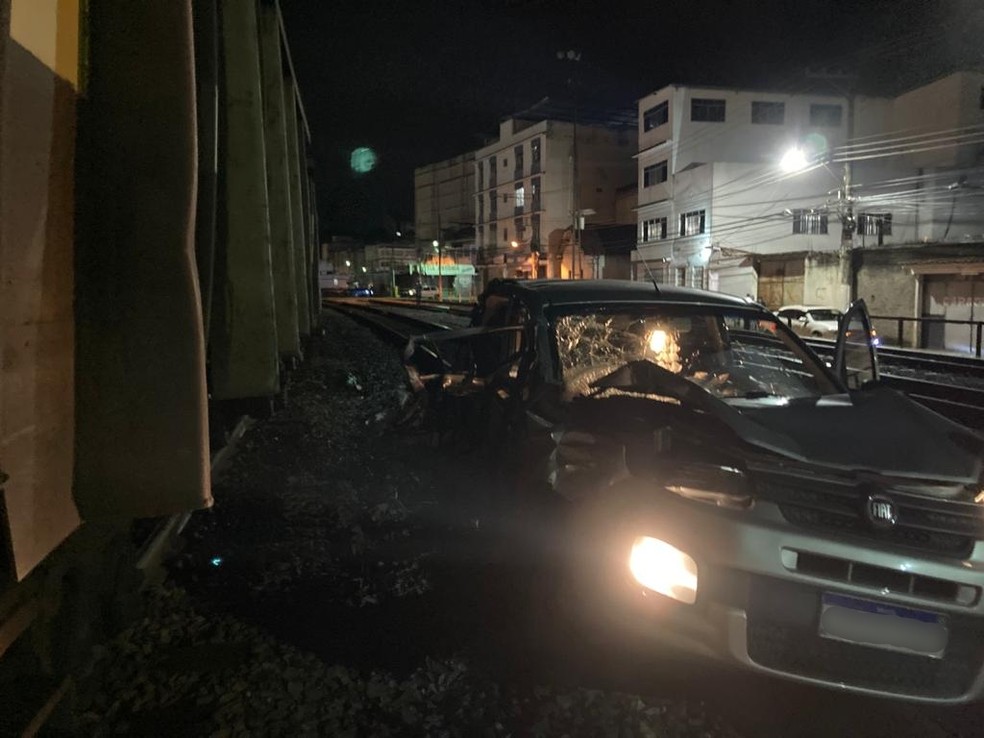 Trem descarrila em Barra Mansa, Sul do Rio e Costa Verde