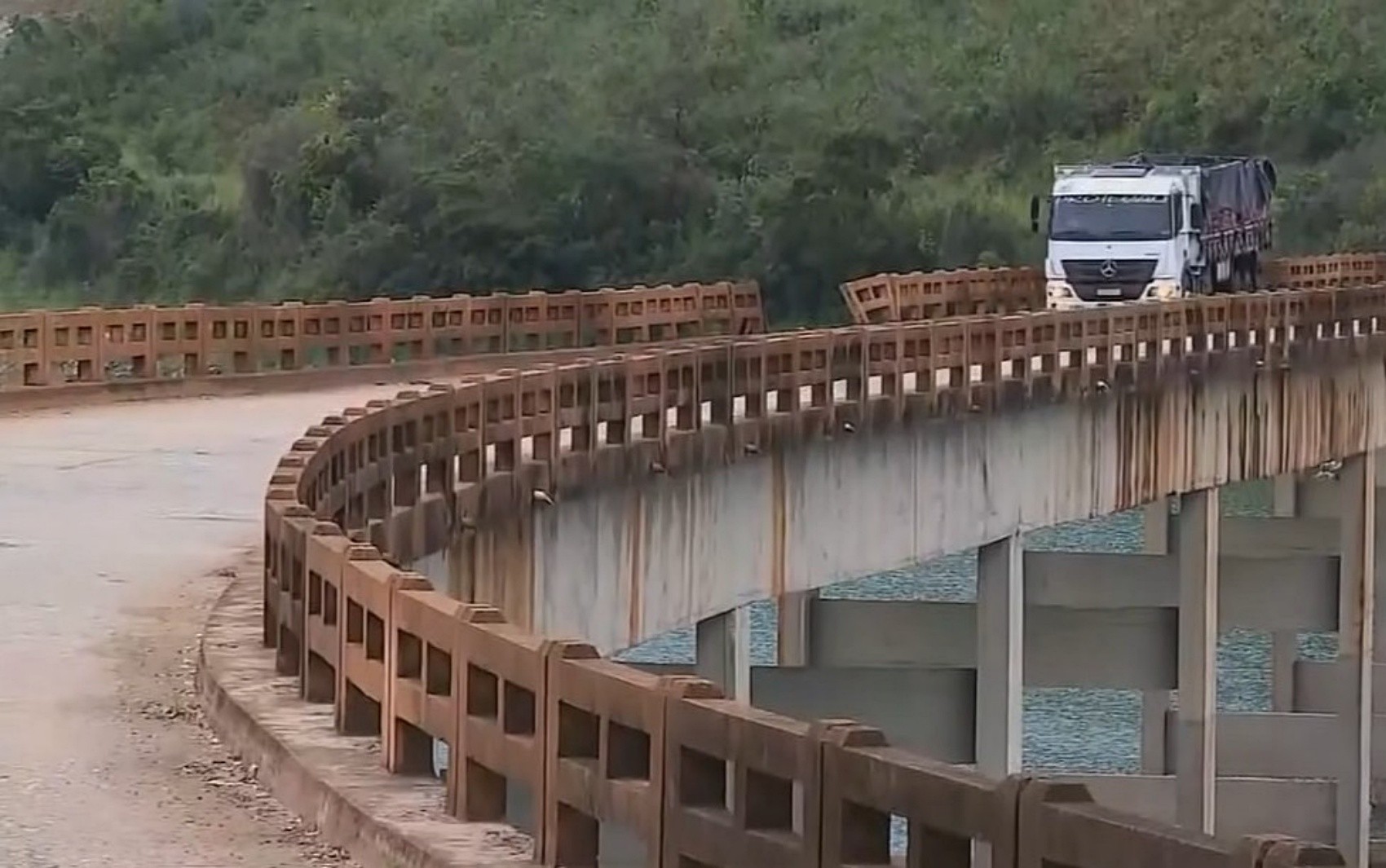 Ponte Torta passará por obras emergenciais no valor de R$ 8,7 milhões em Carmo do Rio Claro