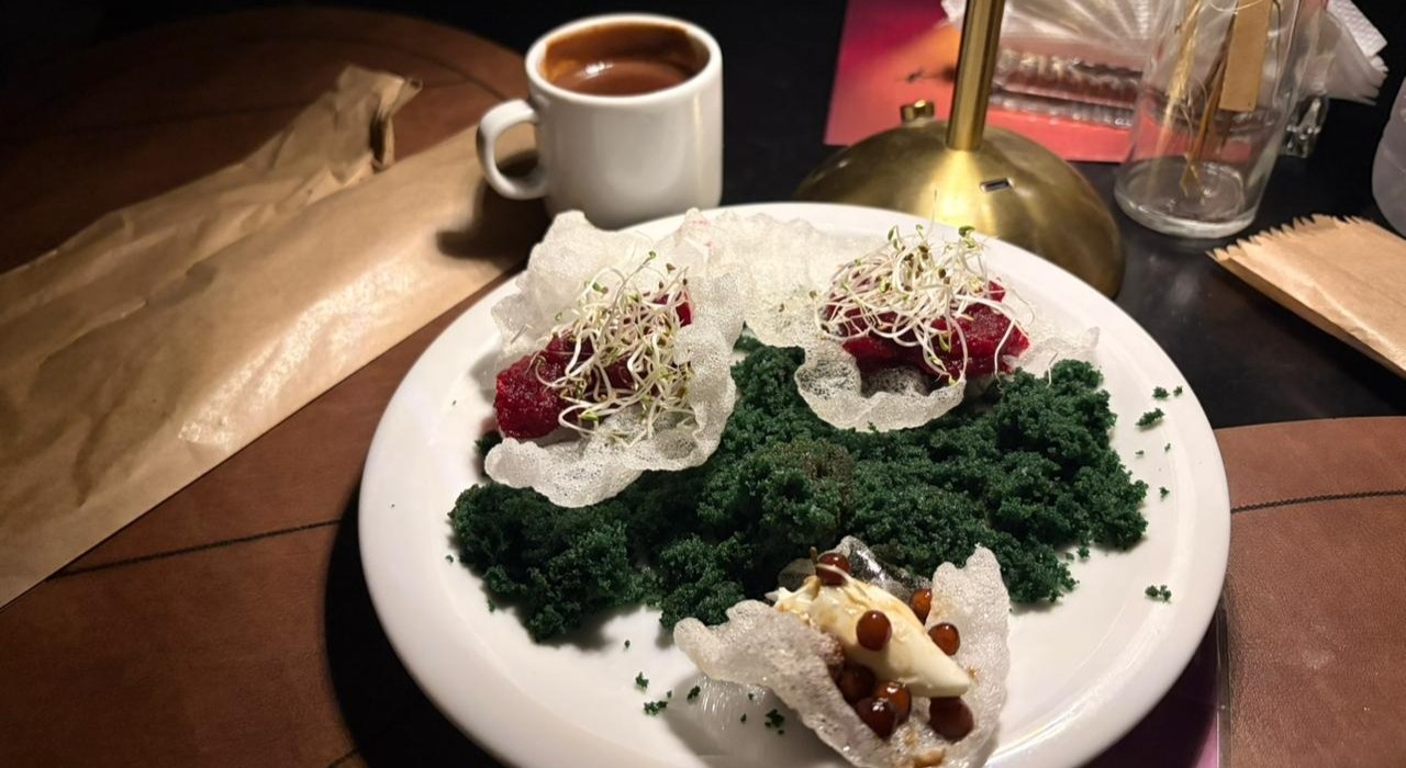 Restaurante de Sorocaba conquista público com menus autorais que recriam comidas de filmes famosos