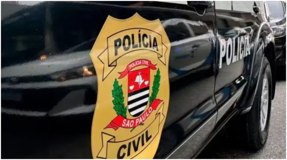 Suspeito foi presos e levado para a Delegacia da Polícia Civil de Adamantina  — Foto: Divulgação/Polícia Civil