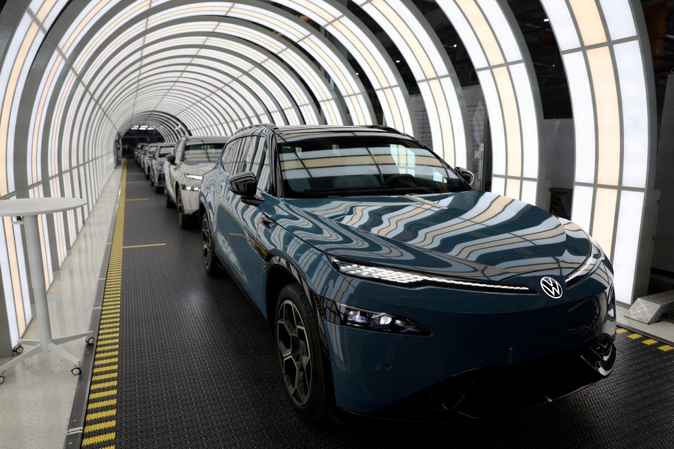 Veículo elétrico Volkswagen ID. UNYX 08 em linha de produção na fábrica da Volkswagen Anhui, em Hefei, na China. — Foto: REUTERS/Florence Lo/Foto de arquivo
