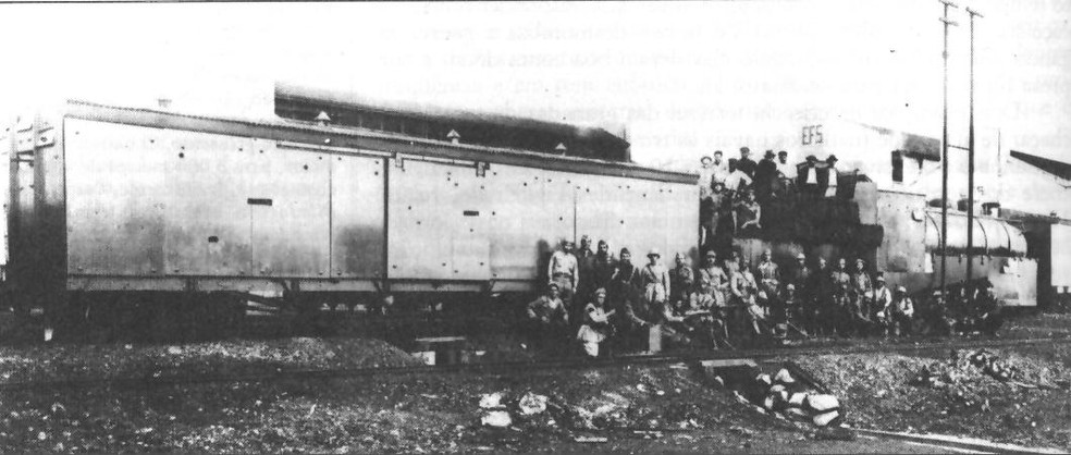 Trem Blindado da EFS atuou em batalhas da Revolução de 1932 na região de Itapetininga — Foto: Reprodução / livro "Trem Blindado", Penteado Médici