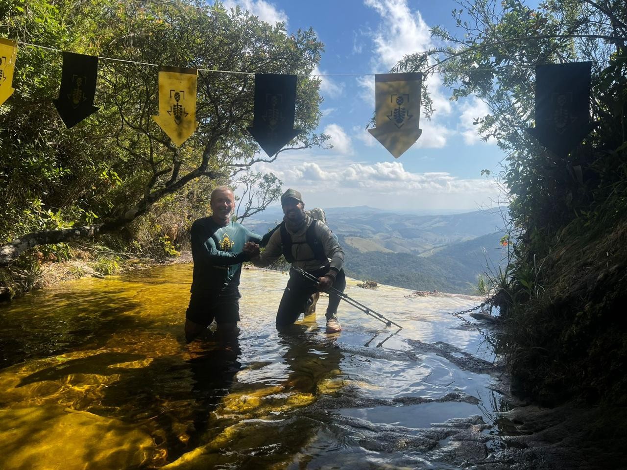 Trilheiros percorrem quase mil quilômetros em 77 dias de expedição inédita entre MG e SP: 'pés e joelhos castigados'