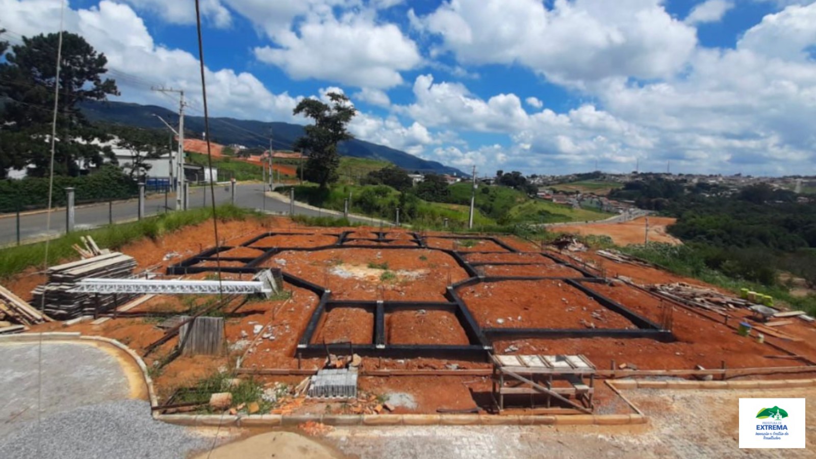 Obras de edificação do Cemitério Municipal “Parque Jardim” avançam em Extrema
