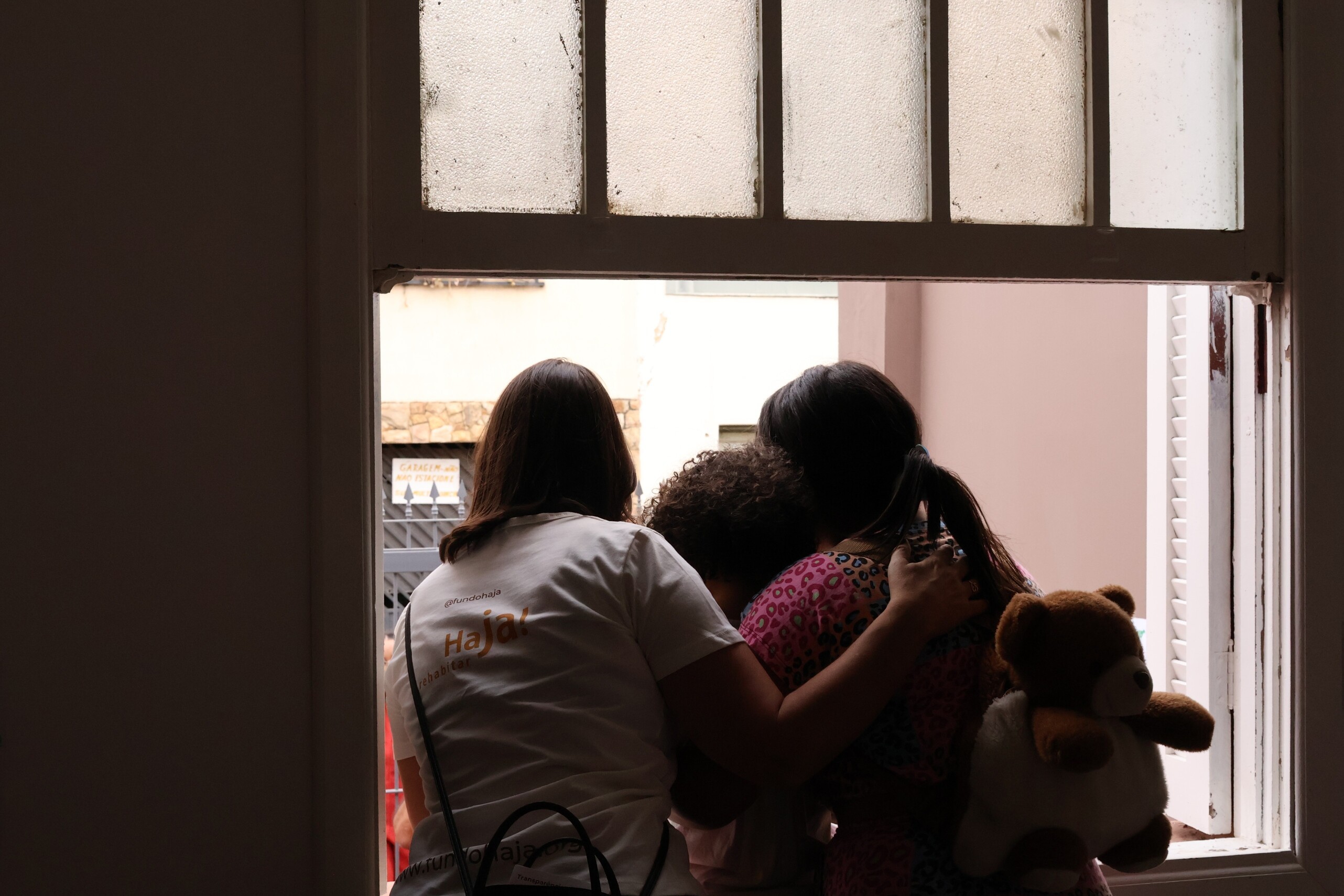 Associação transforma casas vazias no Centro de Campinas em moradia para jovens e mães solo: 'Eles é que vão voar'