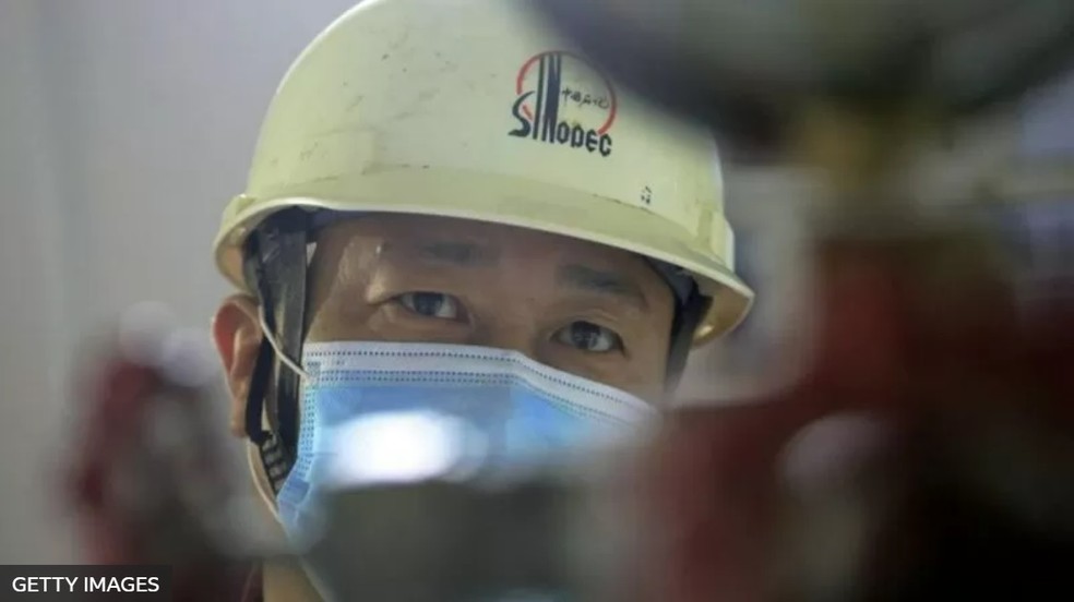 As empresas estatais chinesas do setor de petróleo lideram este projeto — Foto: Getty Images - BBC