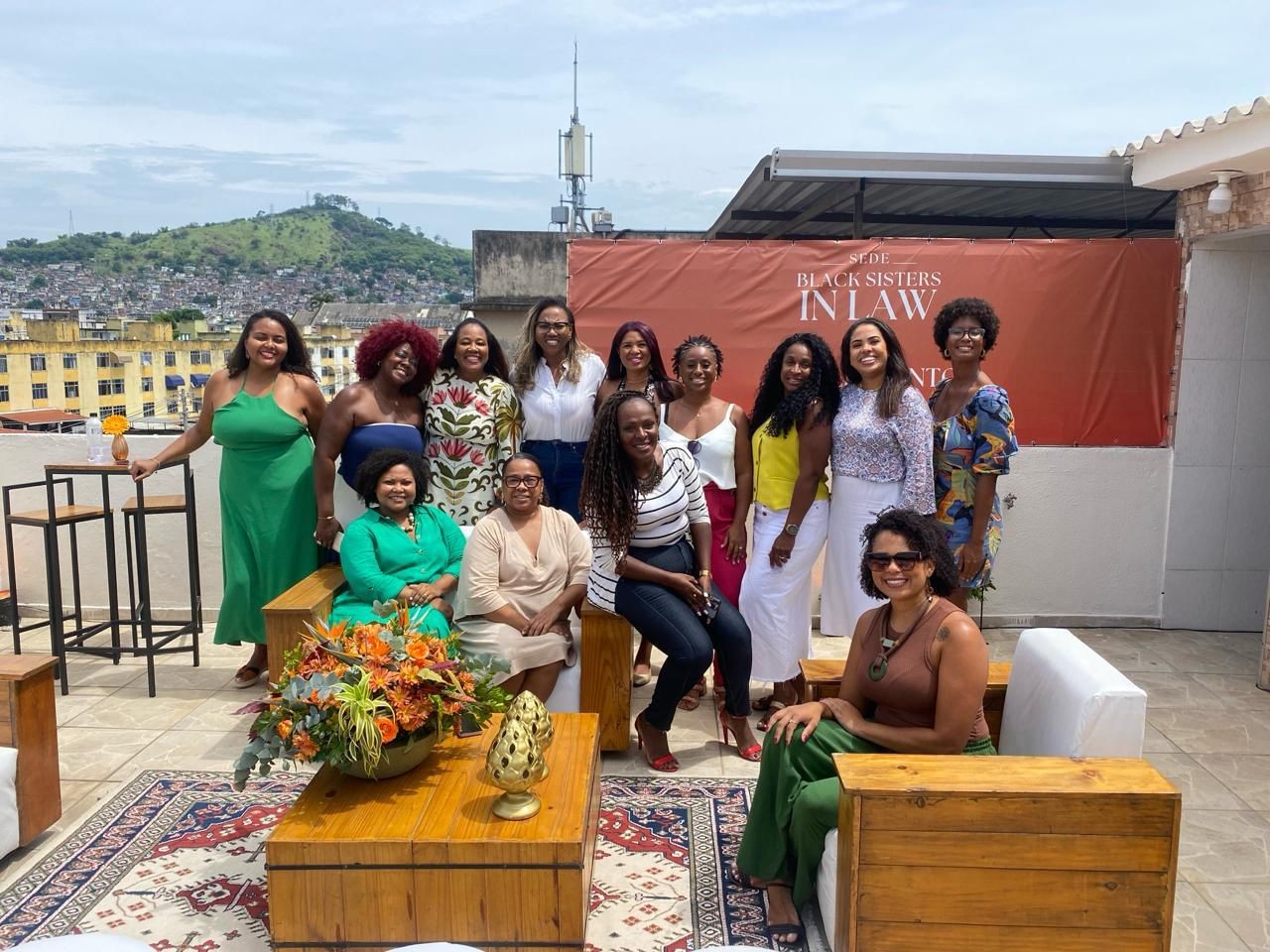 Brasileiras criam rede de advogadas negras; em SP, mais de 2,9 mil mulheres fazem parte do projeto