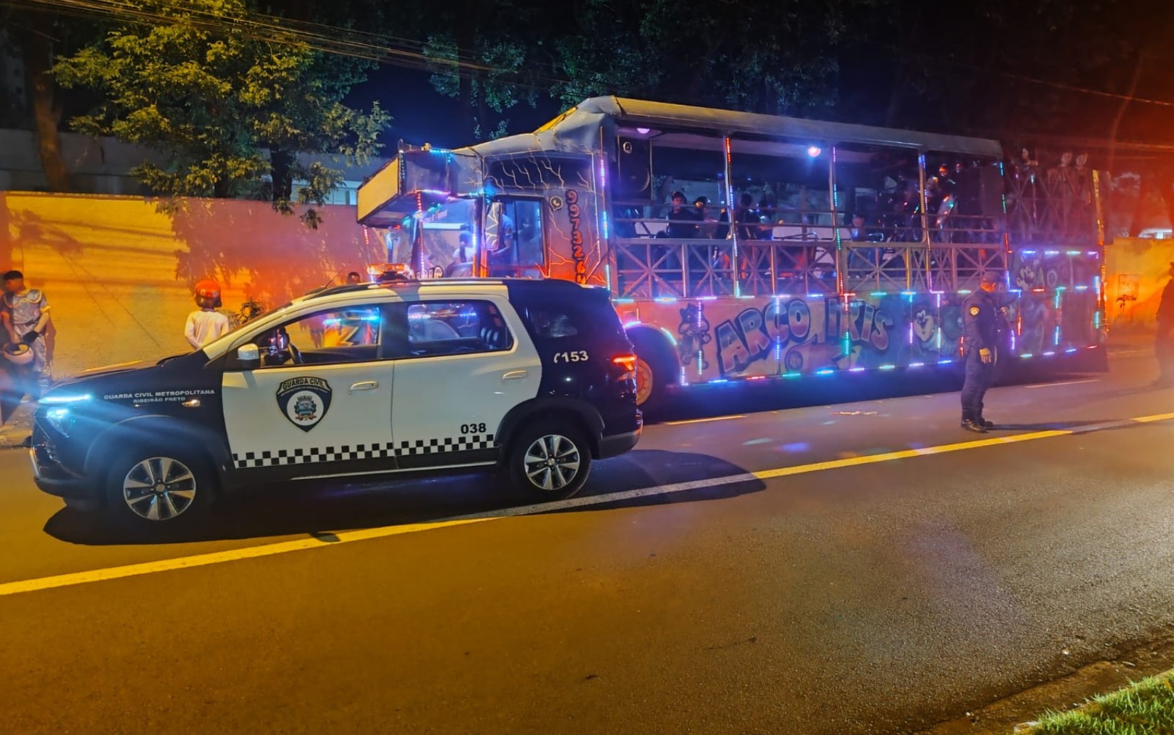 Trenzinho é apreendido por irregularidades em Ribeirão Preto, SP