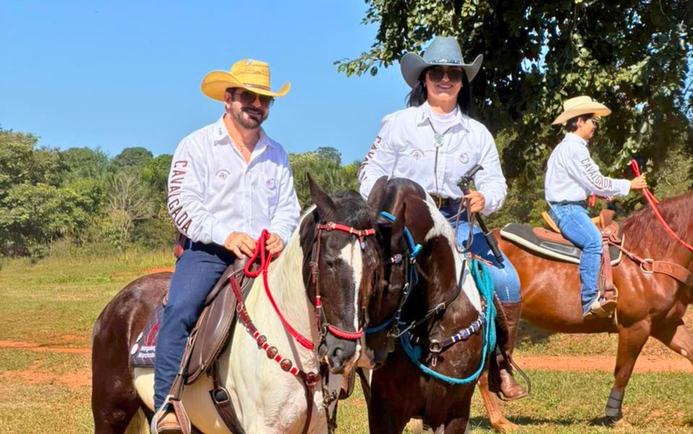 Marcos e Juscileide est&atilde;o casados h&aacute; 25 anos e compartilham da paix&atilde;o por cavalos &mdash; Foto: Arquivo Pessoal/Marcos Juliano