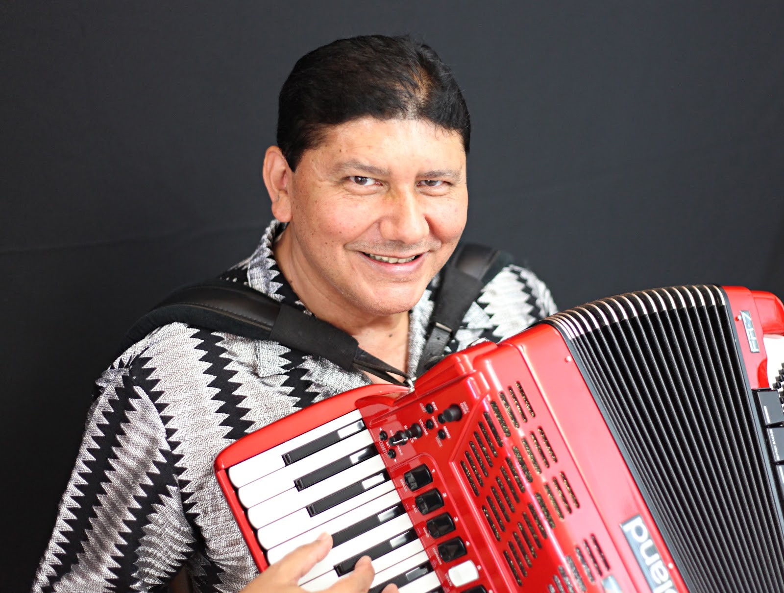 Forró musician Oswaldinho do Acordeon dies at 72