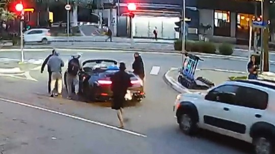 Imagens mostram que Gato Preto cometeu outras infrações antes de acidente em SP