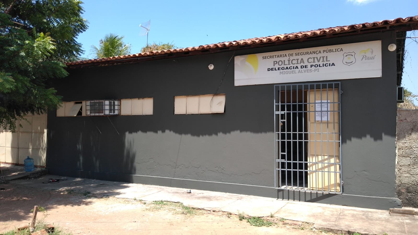 Homem é encontrado morto em cova rasa na cidade de Miguel Alves, no Piauí; 4º homicídio no mês