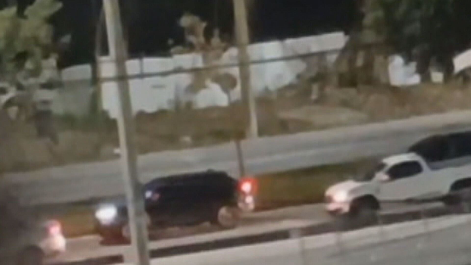 Moradores denunciam onda de assaltos na Avenida Salvador Allende, em Curicica