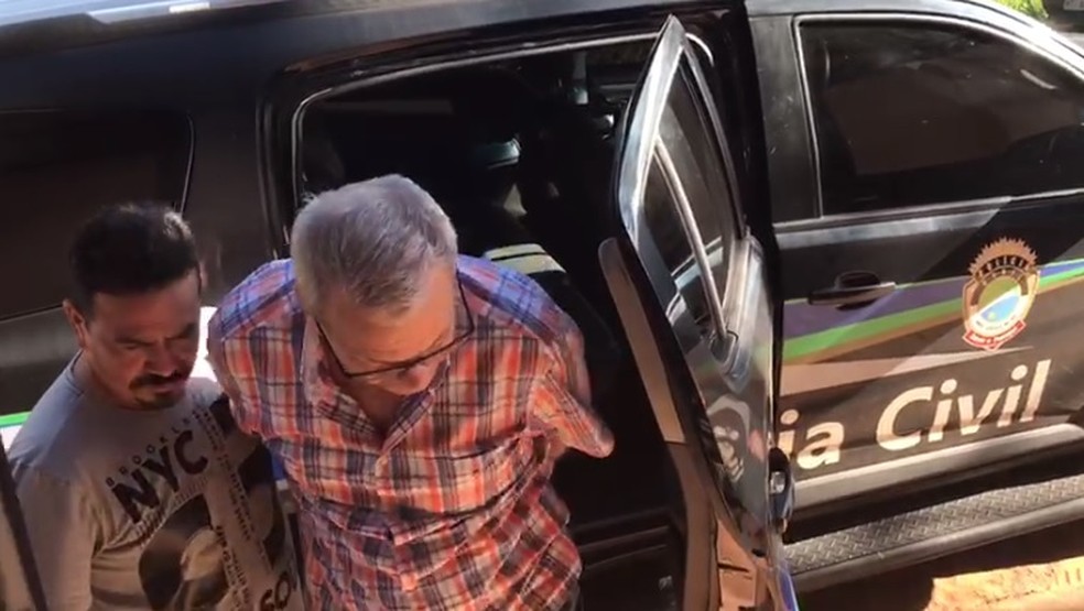 Ex-médico e ex-deputado estadual foi preso pela Polinter — Foto: Camila Jovê/TV Morena