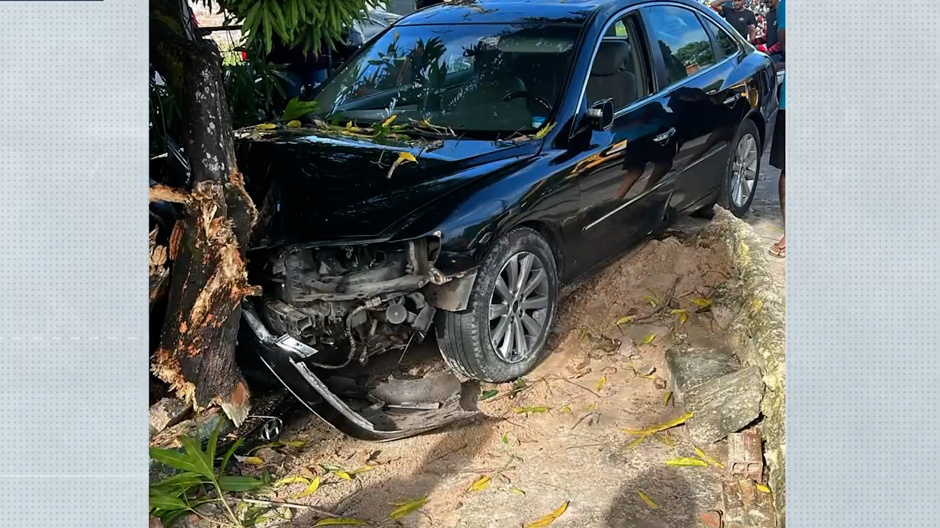 VÍDEO: Mulher morre atropelada após motorista sair de carro sem acionar freio de mão corretamente, na Grande São Luís