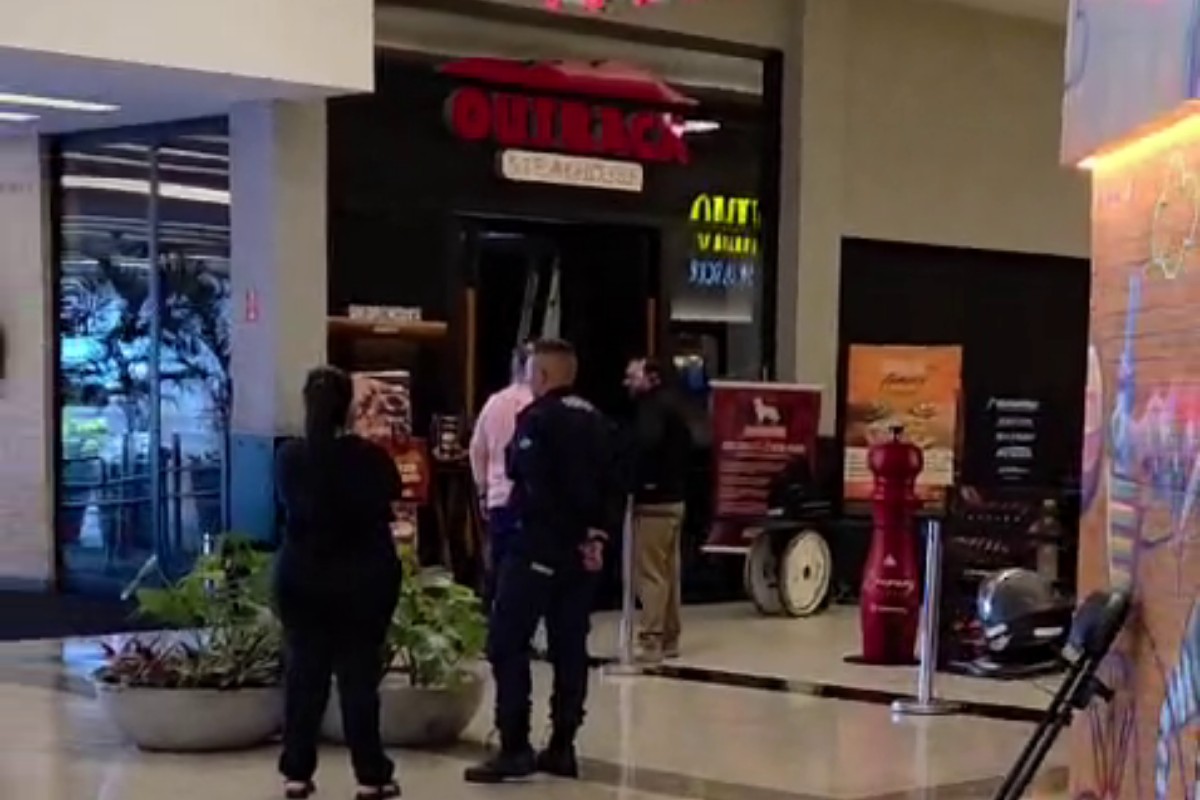 Vazamento de gás causa explosão em cozinha do Outback dentro de shopping de Campinas 