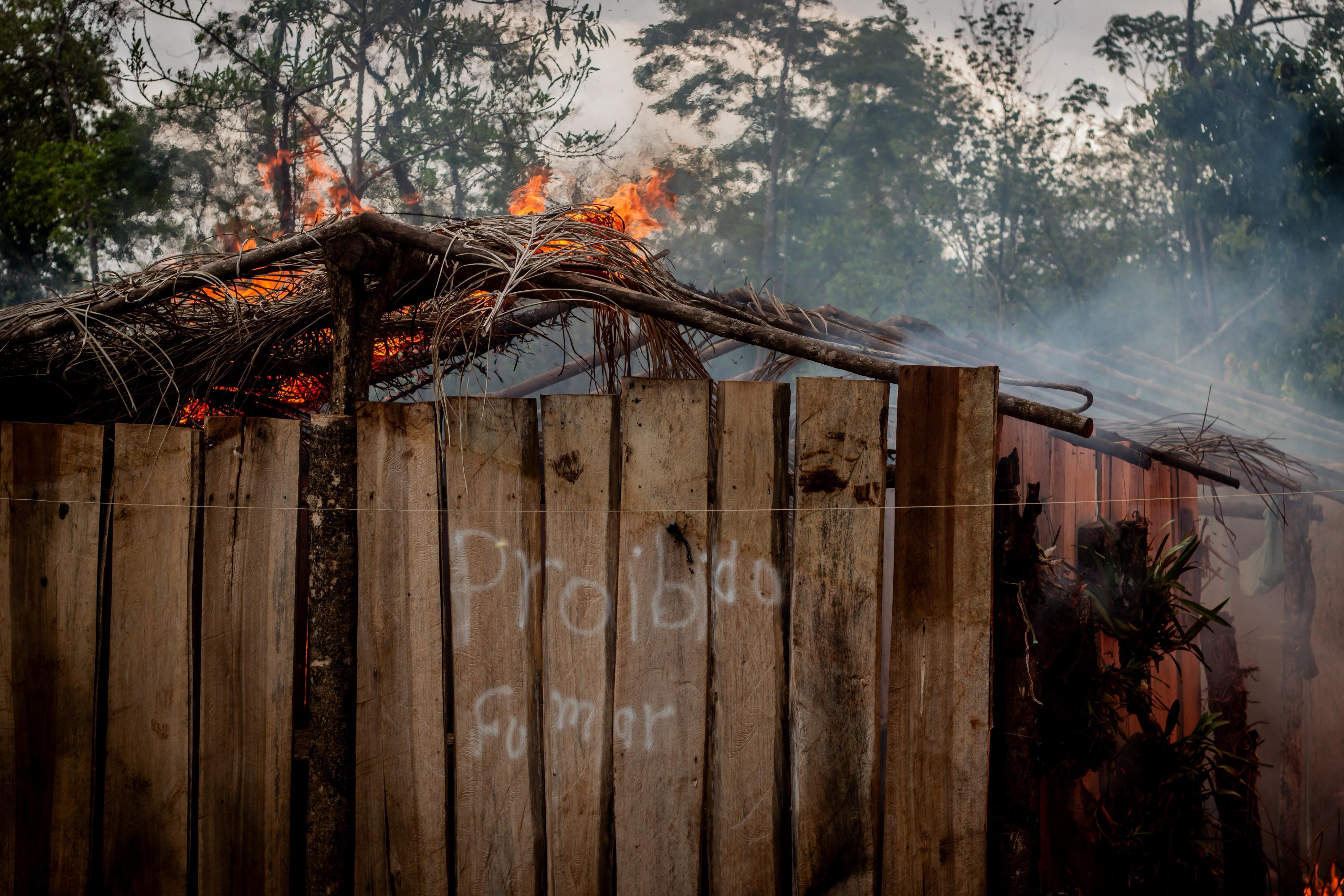 Indígenas reagem à invasão em terra demarcada em MT — Foto: Arquivo pessoal