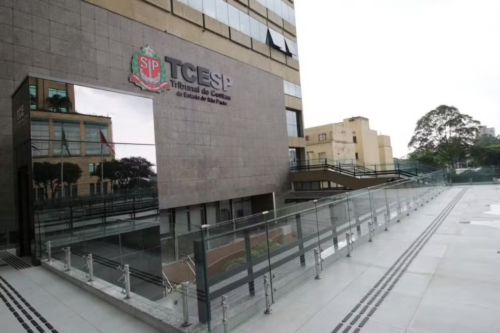 TCE-SP realiza operação-surpresa em 300 farmácias municipais para fiscalizar gestão de medicamentos