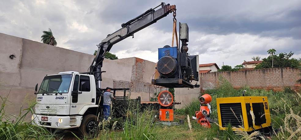 Carga de nebulizadores e gerador de energia foi encontrada em Ituiutaba — Foto: Polícia Civil/Divulgação
