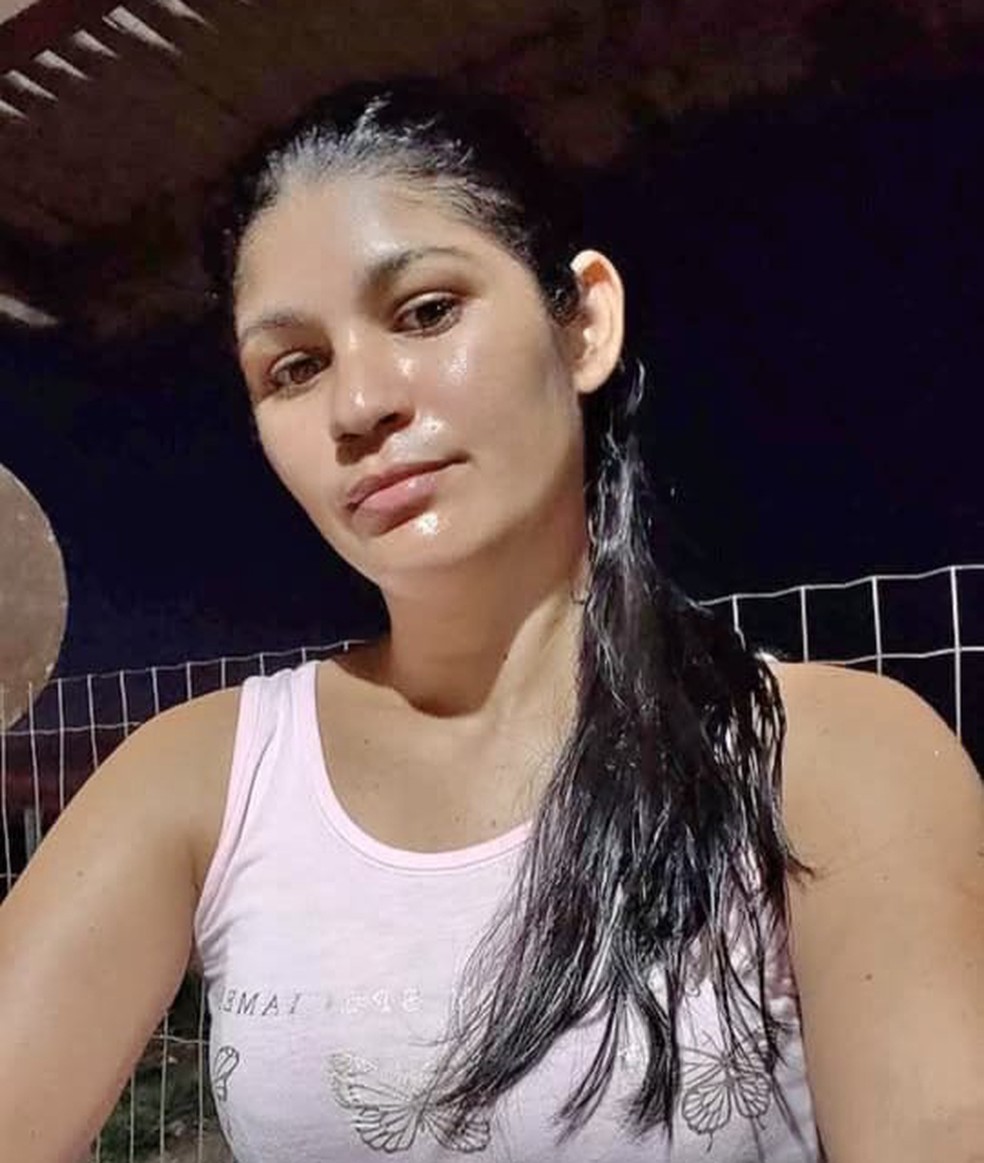 Daiany Rodrigues de Souza, de 33 anos, foi morta a facadas em um bar de Confresa (MT) — Foto: Reprodução