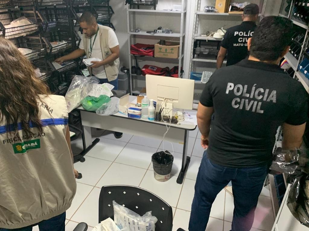 Clínica de estética é fechada em Cuiabá por aplicar medicamento anti-idade proibido no Brasil e armazenar substâncias vencidas