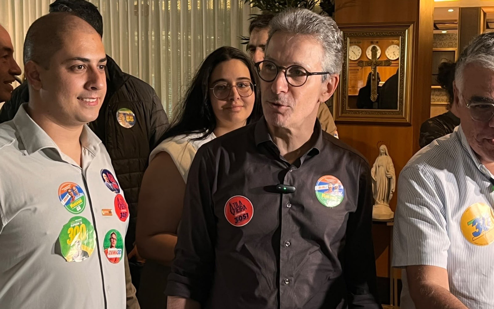 Zema defende produção de superímãs no Brasil a partir das terras raras em visita a Poços de Caldas, MG