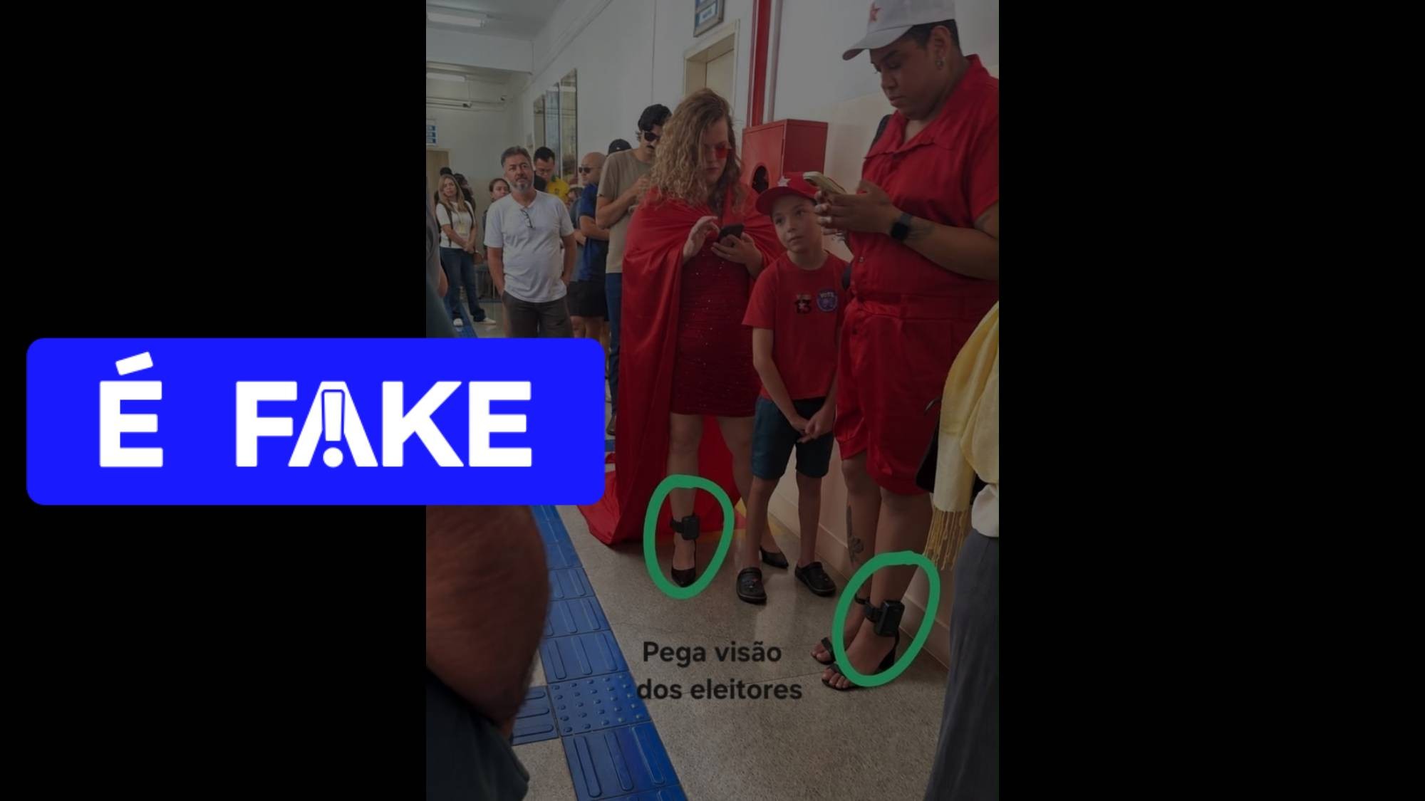 É #FAKE foto de eleitores com tornozeleira eletrônica e roupa vermelha em fila para votar na eleição; imagem foi feita com IA 