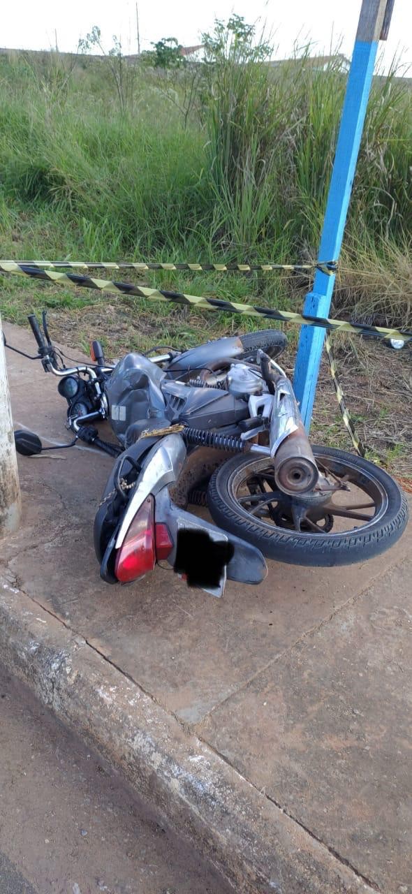 Motociclista morre após quebrar pescoço ao cair de veículo em Rio ...