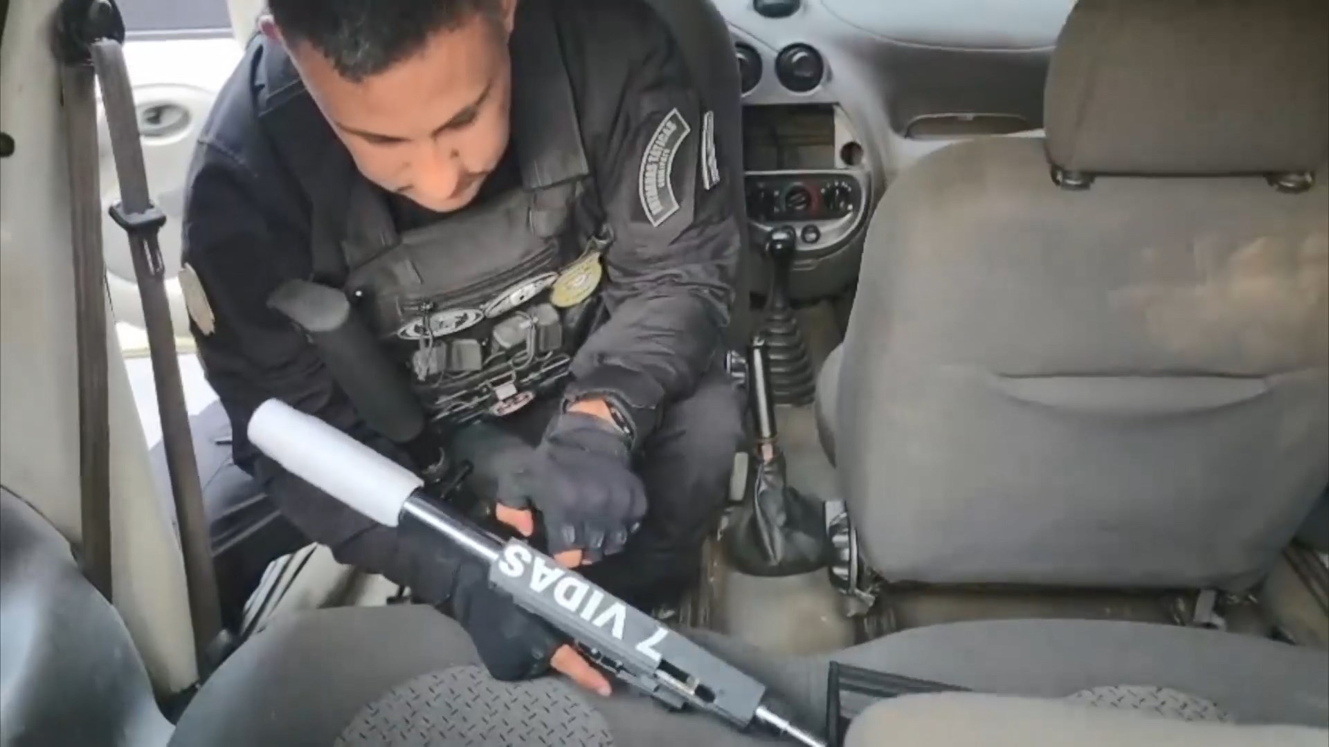 Polícia prende 'Sete Vidas', um dos chefes do TCP, e evita ataque de facção a grupo rival em Vitória