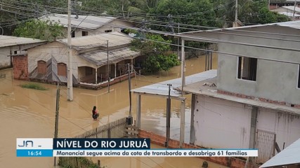 Manancial segue acima da cota de transbordo e desabriga 61 famílias