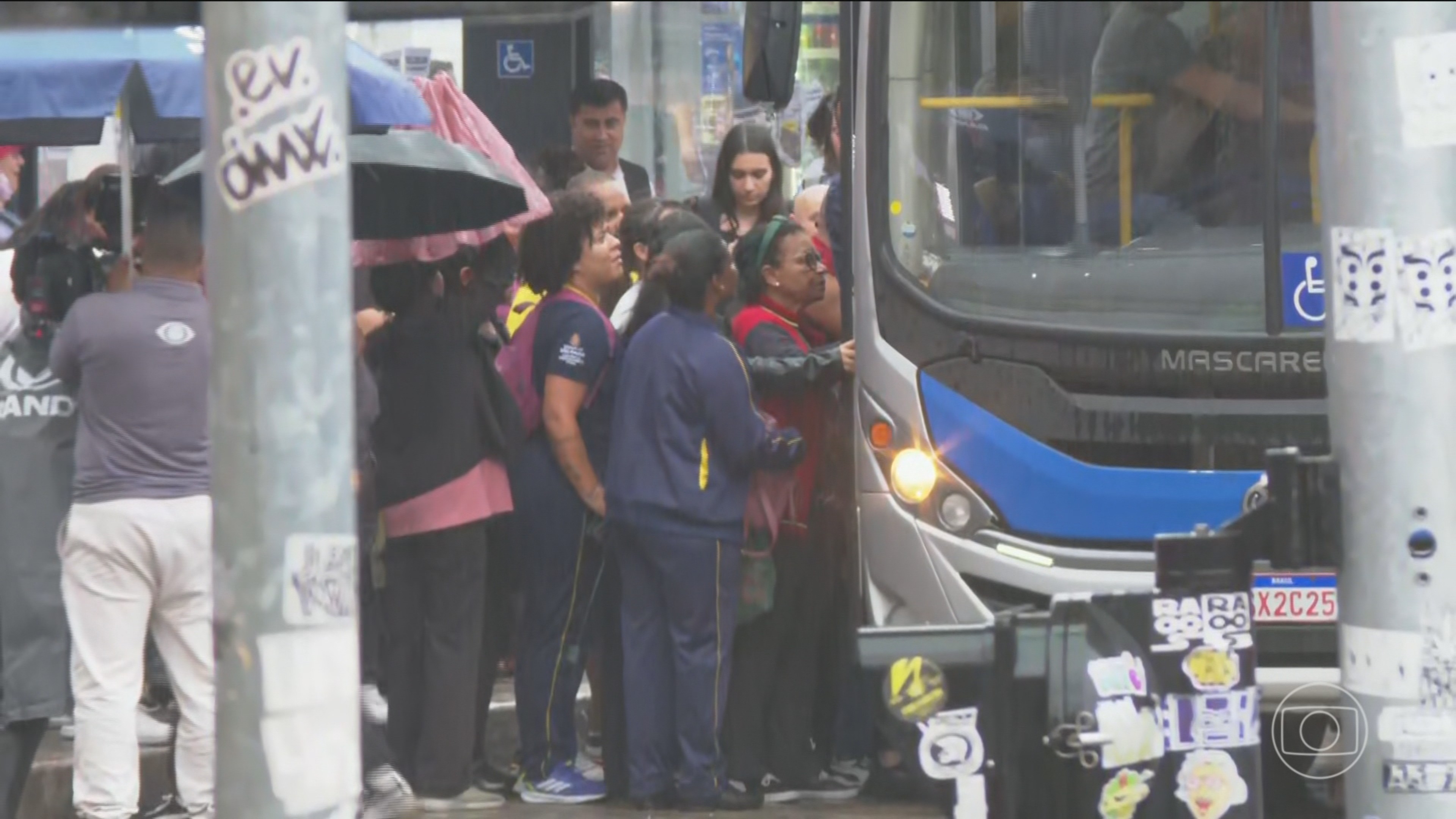 Paralisação de motoristas e cobradores de ônibus provoca o maior congestionamento de 2025 em São Paulo