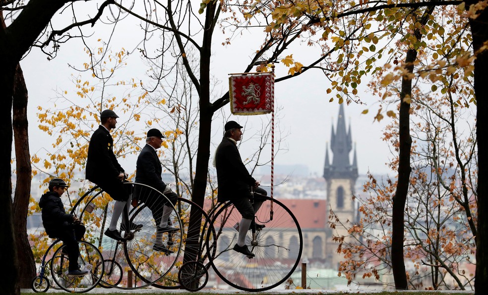 Praga tem competi o de bicicletas de roda grande Mundo G1
