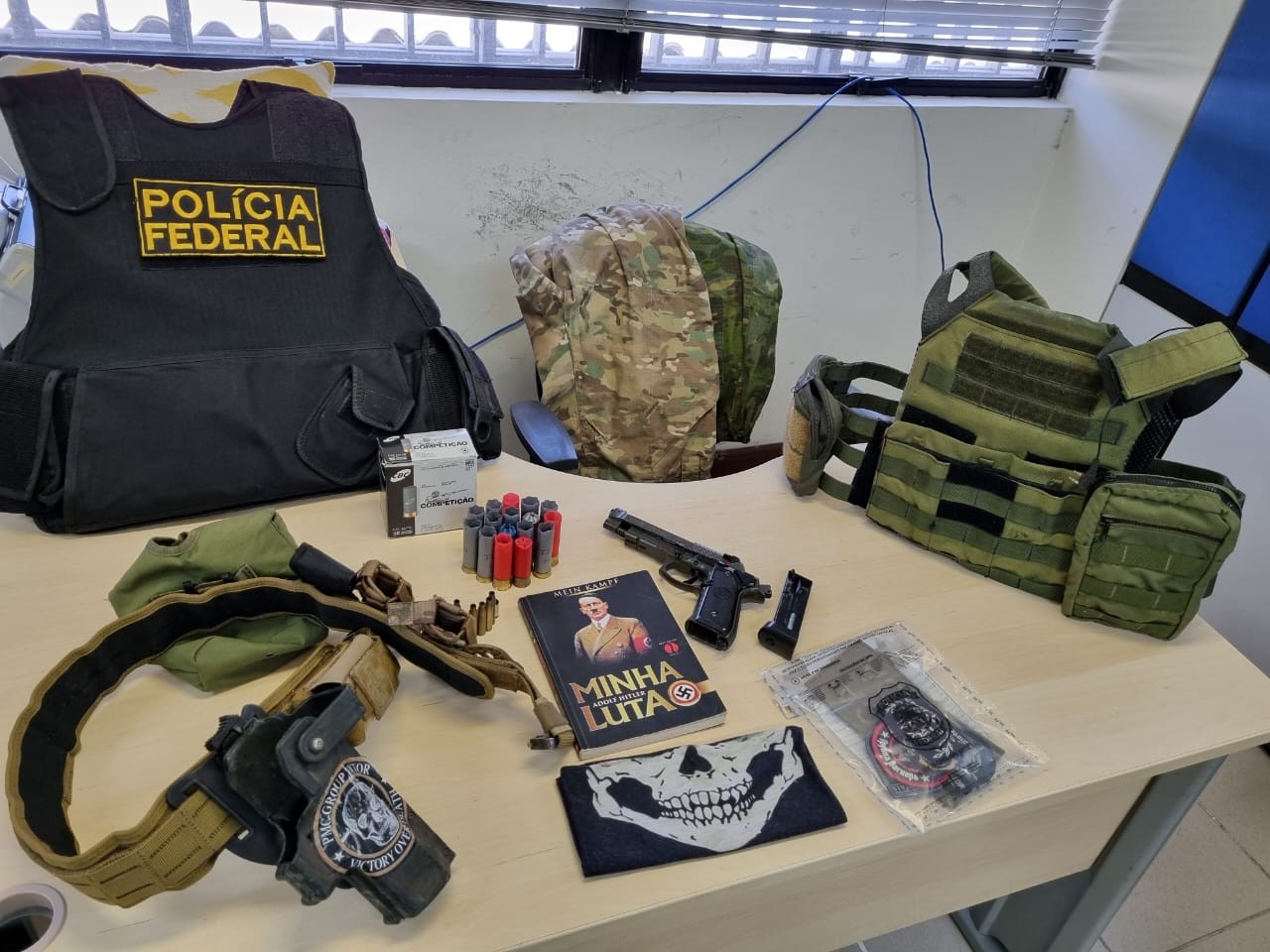 Polícia Federal investiga morador de Maceió suspeito de fazer apologia ao nazismo na internet