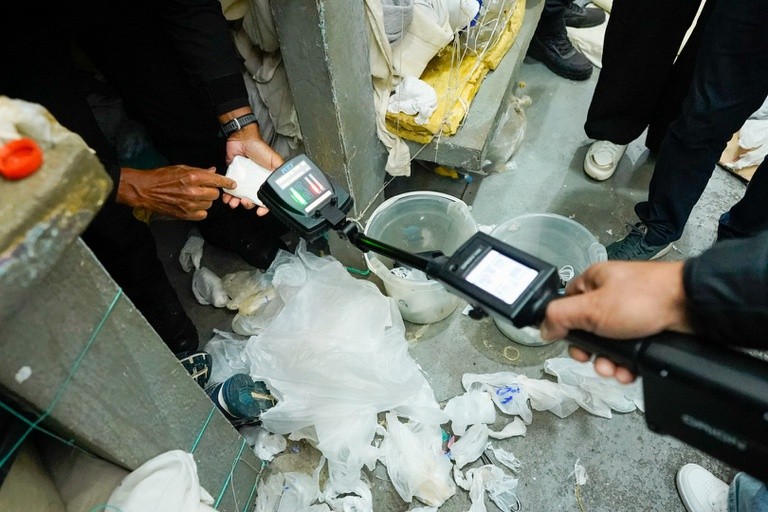 Policiais apreendem 598 celulares em presídios em uma semana; ação integra esforço contra o crime organizado