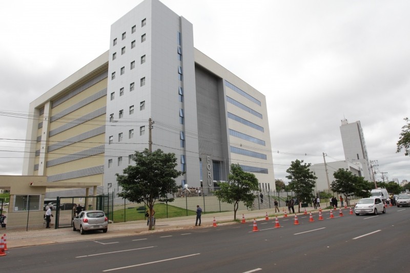 Juiz admite erro ao soltar condenado por destruir relógio histórico em 8 de janeiro, diz PF