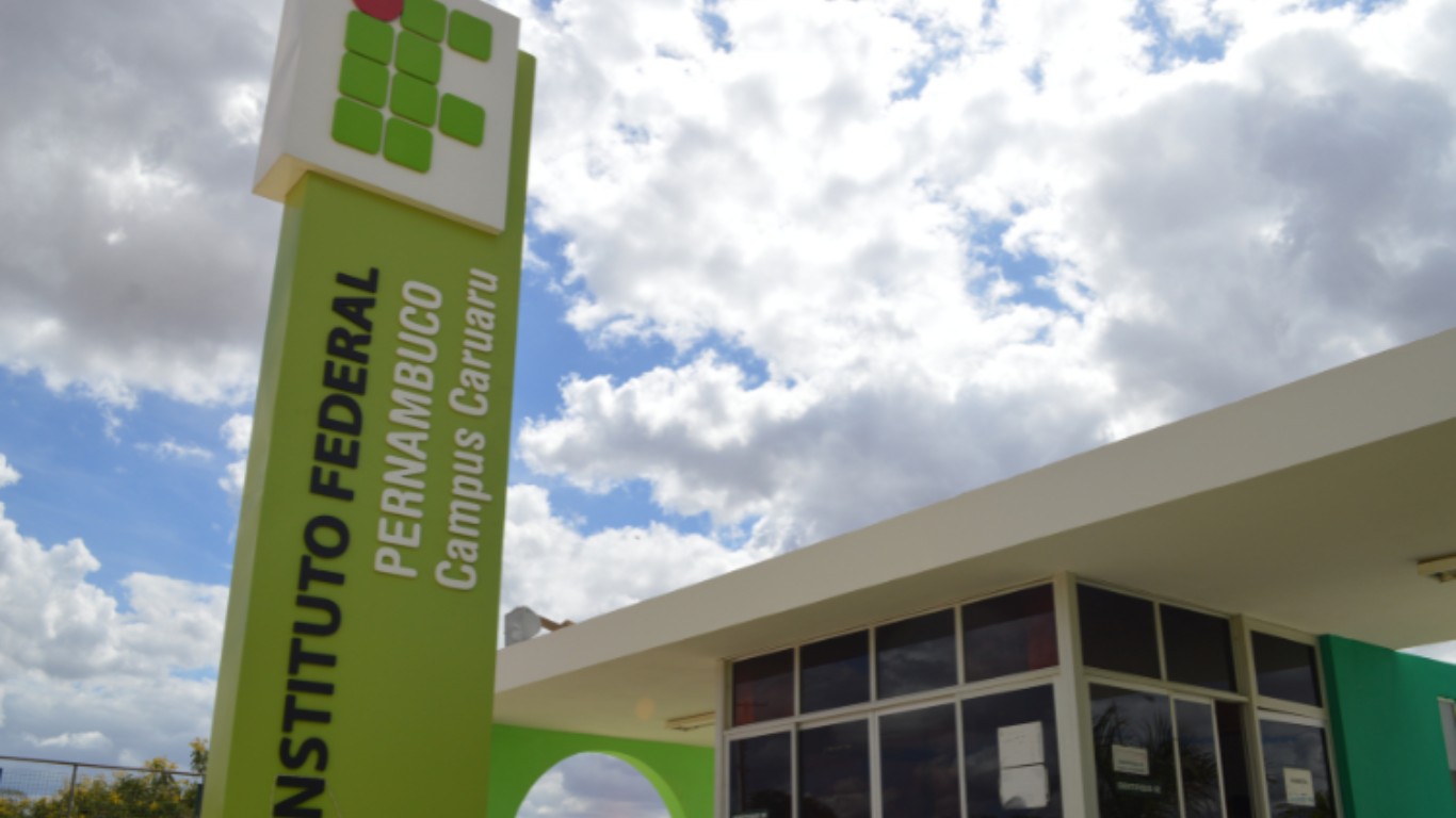 IFPE abre seleção com 337 vagas gratuitas em cursos técnicos e graduação para o interior de PE