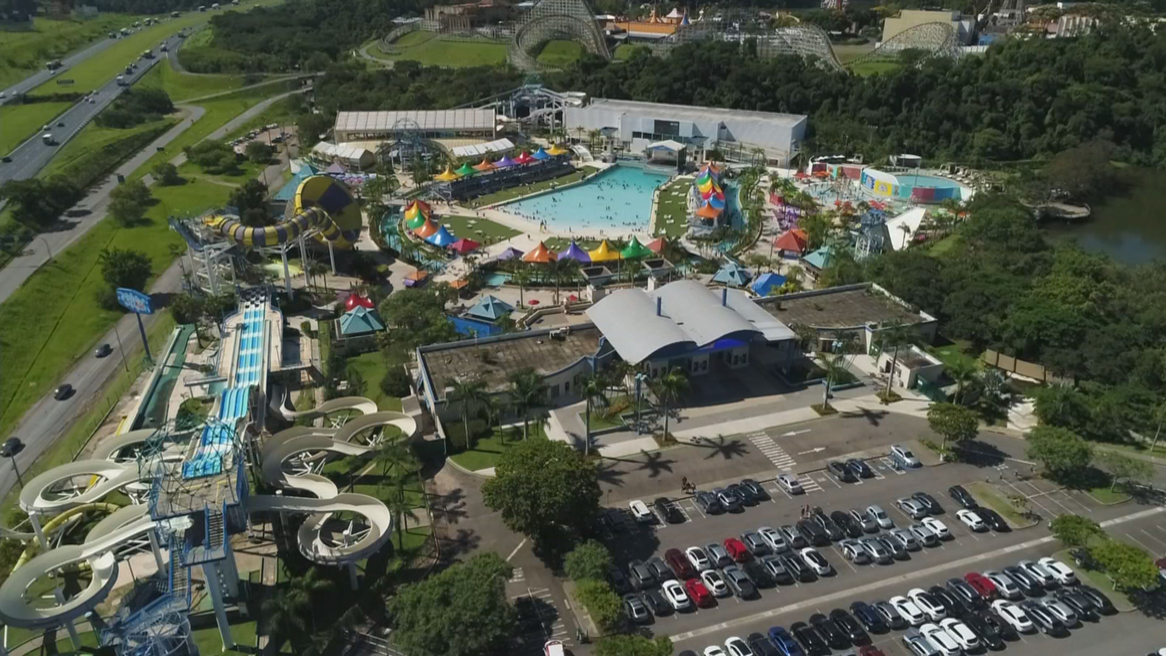 Jovem de 24 anos morre após passar mal em parque aquático de Itupeva