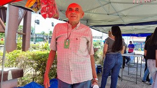 Aos 81 anos, candidato tenta Enem em Fortaleza para melhorar na carreira — Foto: Gabriela Feitosa/g1