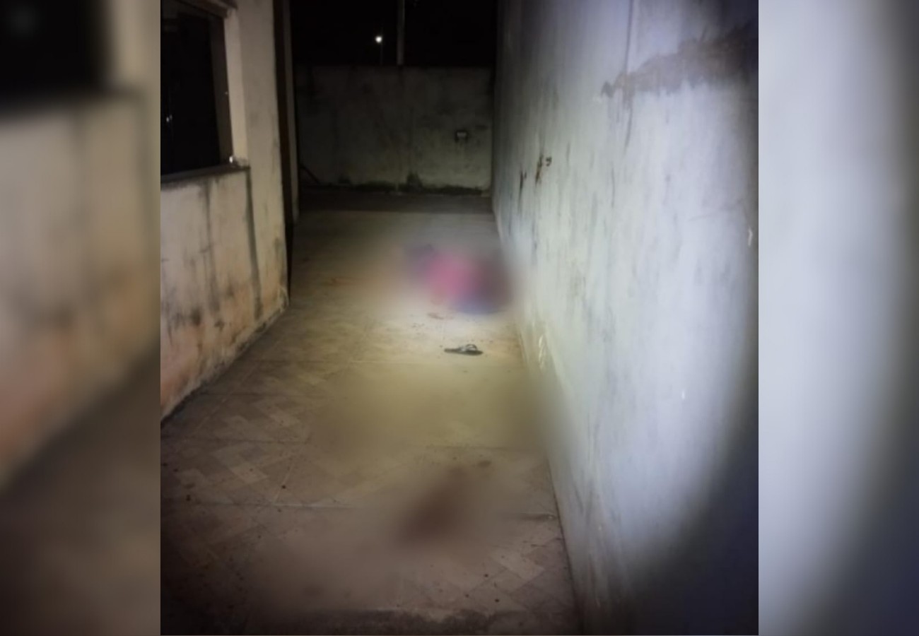 Advogado é morto a facadas em casa e suspeita é adolescente de 17 anos