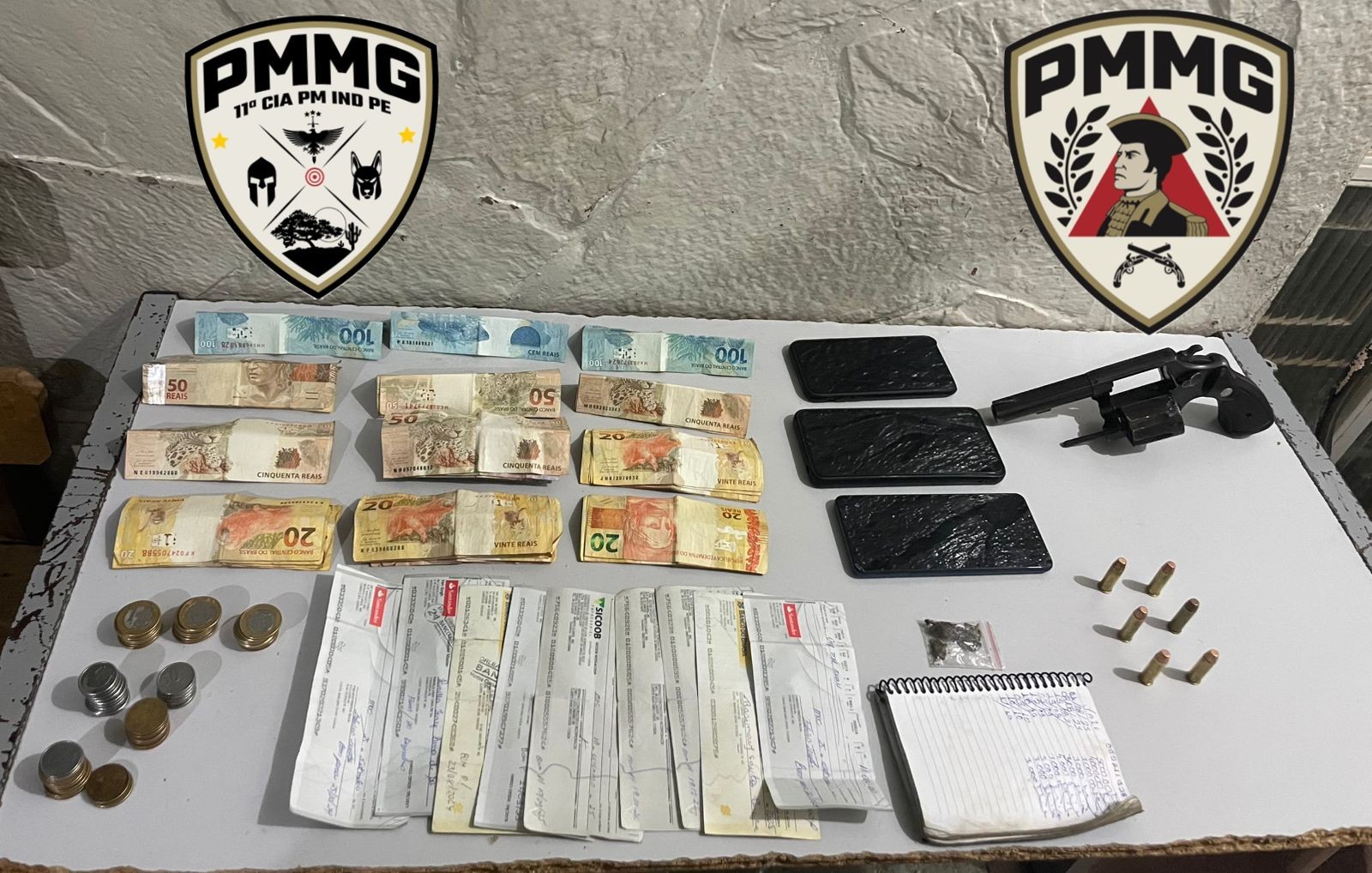 Homem conhecido por envolvimento com delivery de drogas é preso com quase R$ 80 mil em dinheiro e cheques em Montes Claros 